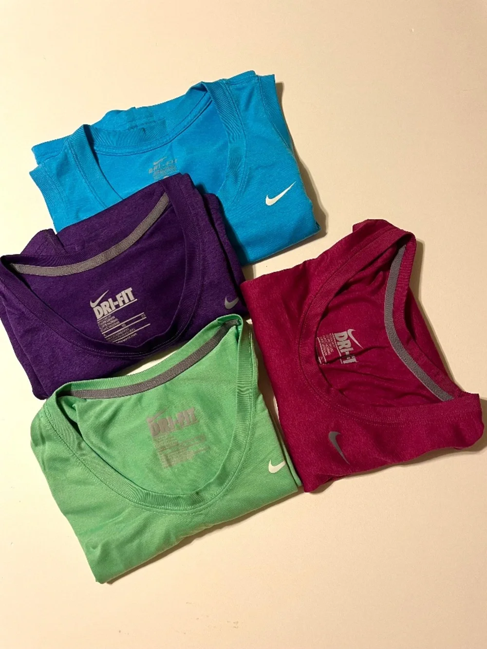 Bundle of 4 pieces Nike Dri-FIT sleeveless tank top size XL